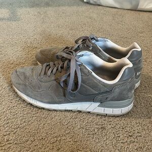 Saucony Shadow 5000 Sneakers in Grey/Gris 13 New with Box mens Athletic Shoes